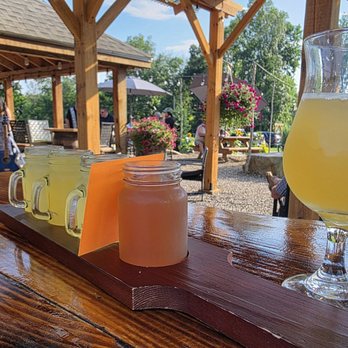 Rough Cut Cider House - Cideries Near Me - Tolland, Connecticut Rough Cut Cider House - Cideries Near Me - Tolland, Connecticut