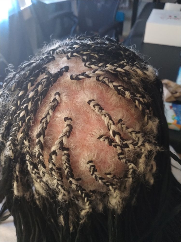 Maria’s Hair Braiding Shop