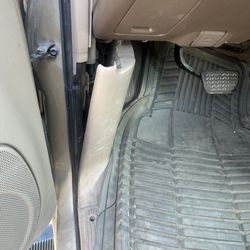 Black Diamond Auto Transport - The tow truck driver tore apart the inside of my vehicle for some reason and I'll be expecting compensation