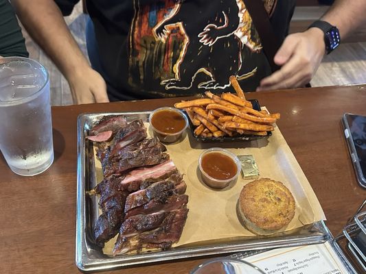 Black Dog Smoke & Ale House by null