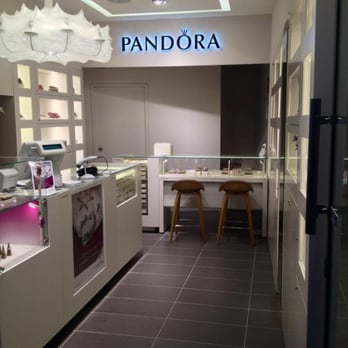 Pandora - Intérieur - Jewelry Near Me - Toulouse, 31 Pandora - Intérieur - Jewelry Near Me - Toulouse, 31