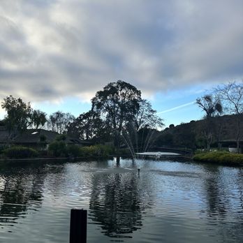 The Quail - Fountain exterior - Hotels Near Me - Carmel, California