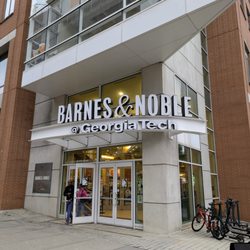Barnes & Noble @ Georgia Tech - Outside. Storefront. Sunday, November 10, 2024.