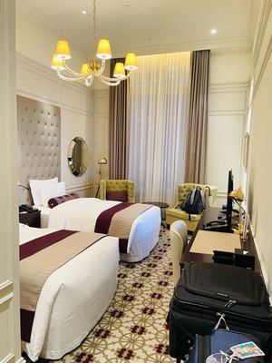 The Tokyo Station Hotel by null