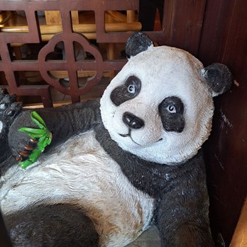 Dynasty BBQ - The decor was very detailed - Chinese Near Me - Newark, California