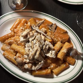 Harper's Garden - RIGATONI A LA VODKA - Tapas/Small Plates Near Me - Philadelphia, Pennsylvania