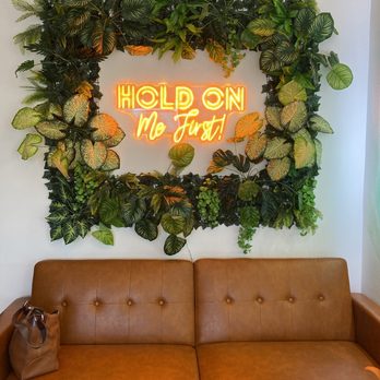Vheadspa - Hair Salons Near Me - Garden Grove, California Vheadspa - Hair Salons Near Me - Garden Grove, California
