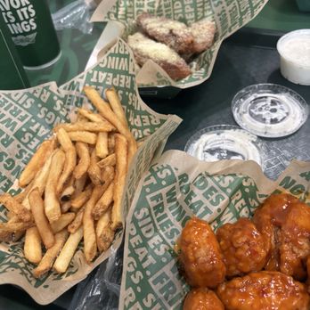Wingstop - Mango habanero - Chicken Wings Near Me - Pico Rivera, California Wingstop - Mango habanero - Chicken Wings Near Me - Pico Rivera, California