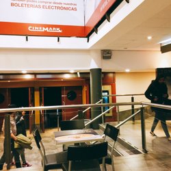 Cinemark 8