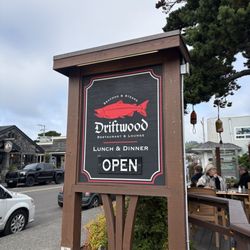 Driftwood Restaurant & Lounge - Restaurant Sign