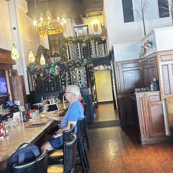 Eugene’s Gulf Coast Cuisine - Overview of the restaurant - Steakhouses Near Me - Houston, Texas Eugene’s Gulf Coast Cuisine - Overview of the restaurant - Steakhouses Near Me - Houston, Texas