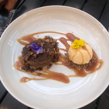 Benchmark - Brown butter cake - New American Near Me - Santa Ana, California