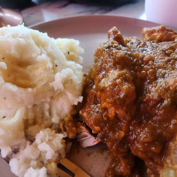 Garden House Latin Restaurant - Rib stew and mashed potatoes - Colombian Near Me - Miami Beach, Florida Garden House Latin Restaurant - Rib stew and mashed potatoes - Colombian Near Me - Miami Beach, Florida