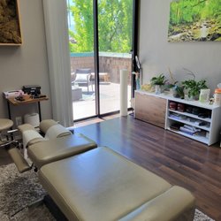 Los Gatos Chiropractic and Wellness Center - Dr. Tablaks Chiropractic and Functional Medicine room