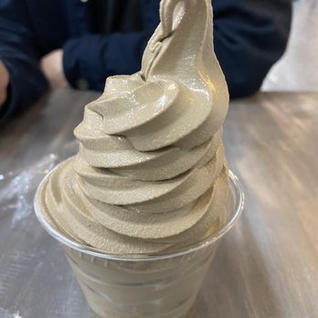 Meccha Matcha - Hojicha soft serve in a cup - Desserts Near Me - Artesia, California Meccha Matcha - Hojicha soft serve in a cup - Desserts Near Me - Artesia, California