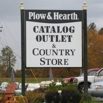 Plow & Hearth Country Store - Home & Garden Near Me - Rochelle, Virginia