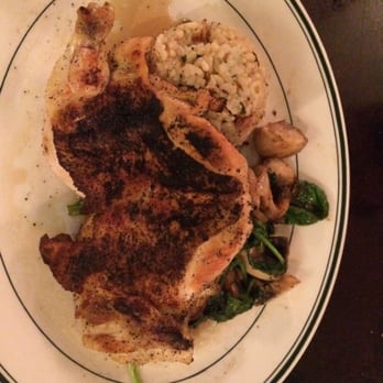 Daily Grill - American Near Me - Burbank, California