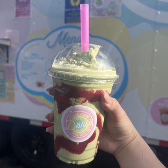 Dôlish - Strawberry matcha latte freeze - Desserts Near Me - Wailuku, Hawaii Dôlish - Strawberry matcha latte freeze - Desserts Near Me - Wailuku, Hawaii