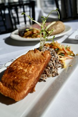 Avalon Links Restaurant by null