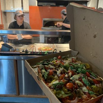 Blaze Pizza - Everything on it - Pizza Near Me - San Francisco, California