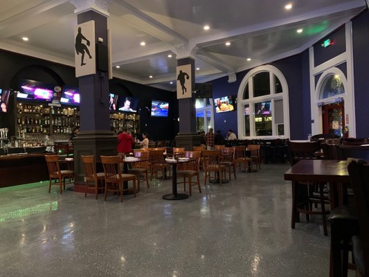 Yeti Sports Bar and Restaurant | Nepalese Indian Restaurant Berkeley by null