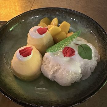 Soothr - Mango Sticky Rice - Thai Near Me - New York, New York