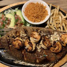 Whole fish Fried tilapia
