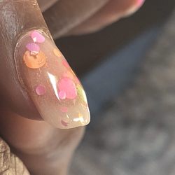Happy Nails