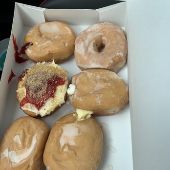 Donut King - Custard filled donut is, original glazed, vanilla filled, rasberry filled, rasberry cream cheese - Donuts Near Me - Covington, Georgia