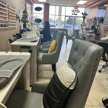 Beautiful Cuticle Nail Salon - Salon view - Nail Salons Near Me - Jacksonville, Florida Beautiful Cuticle Nail Salon - Salon view - Nail Salons Near Me - Jacksonville, Florida