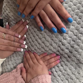 Polish Nail Bar - Me and my kids - Eyelash Service Near Me - Riverton, Utah