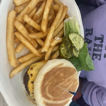 Westville Williamsburg - Cheeseburger - Salad Near Me - Brooklyn, New York Westville Williamsburg - Cheeseburger - Salad Near Me - Brooklyn, New York