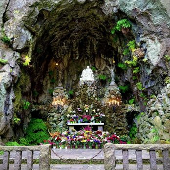 The Grotto - Botanical Gardens Near Me - Portland, Oregon