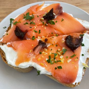 Juliet - Smoked salmon toast - Cafes Near Me - Somerville, Massachusetts Juliet - Smoked salmon toast - Cafes Near Me - Somerville, Massachusetts