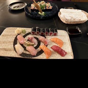 Yi Sushi Omakase - Sushi platter - Sushi Bars Near Me - Louisville, Kentucky Yi Sushi Omakase - Sushi platter - Sushi Bars Near Me - Louisville, Kentucky