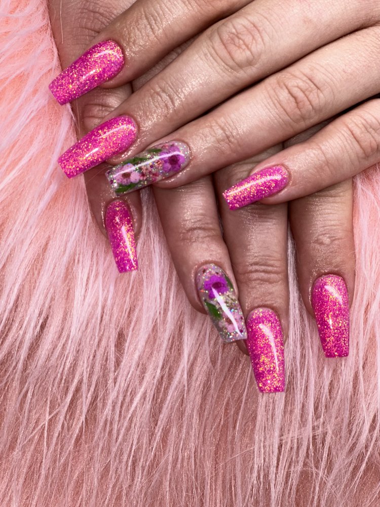 NAILED BY BRANDY 133 E New St, Kingsport, Tennessee Nail