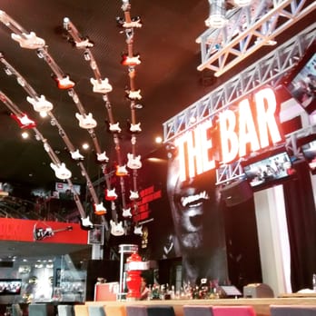 Johnny B. Good - Bars Near Me - Rosario, S