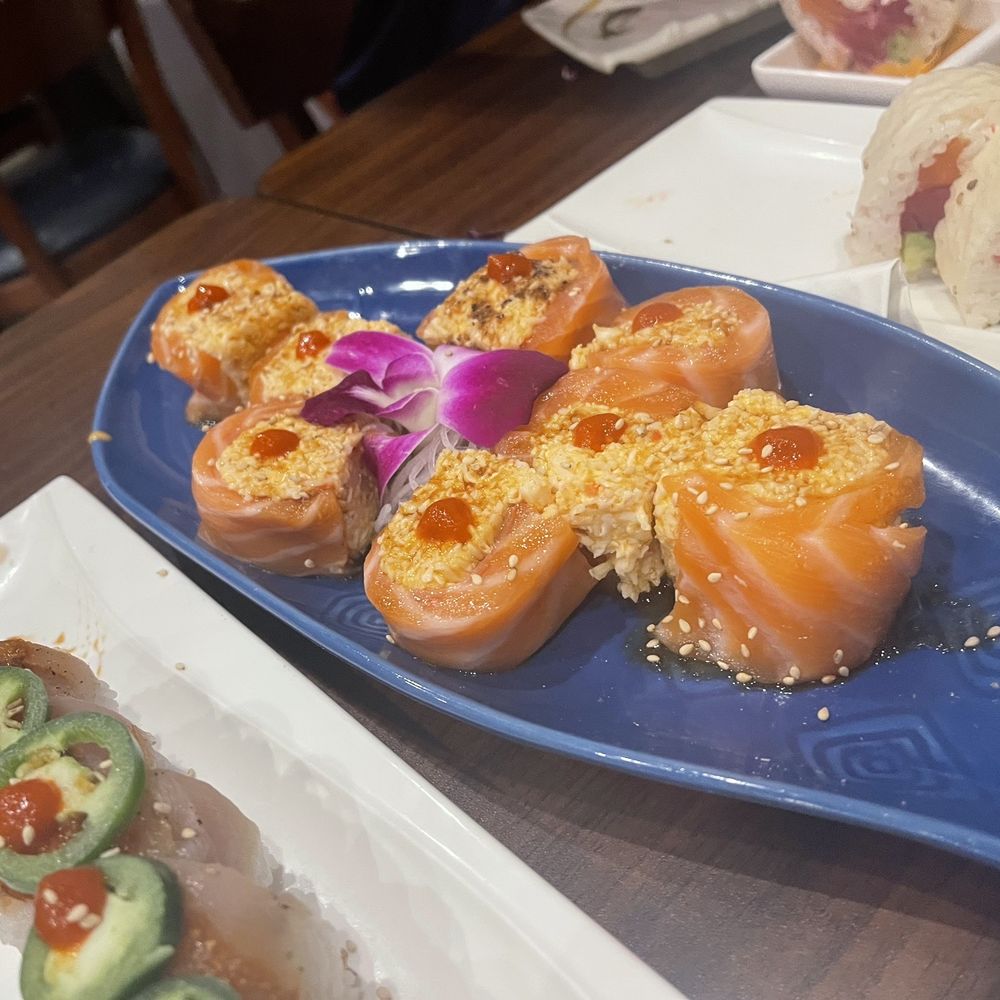 KANZI - French Kiss Roll - Sushi Bars Near Me - The Colony, Texas