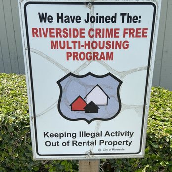 The 3900 - Apartments Near Me - Riverside, California
