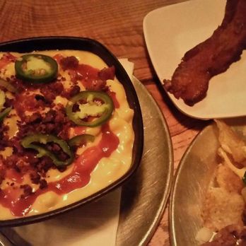 William Oliver's Publick House - Lafayette - Yummy Mac and Cheese, thick slice of bacon, perfect! - Gastropubs Near Me - Lafayette, Colorado William Oliver's Publick House - Lafayette - Yummy Mac and Cheese, thick slice of bacon, perfect! - Gastropubs Near Me - Lafayette, Colorado