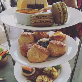 Ruelo Patisserie - Coffee & Tea Near Me - Toronto, Ontario