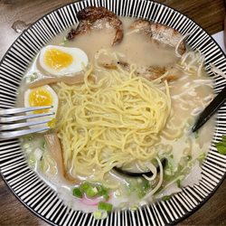 Shiki Sushi Bar & Japanese Grill - Ramen