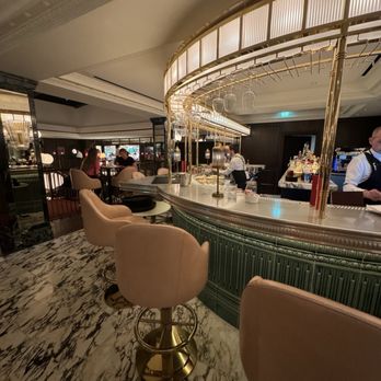 Café de Paris - Bar - Brasseries Near Me - Paris, 75 Café de Paris - Bar - Brasseries Near Me - Paris, 75