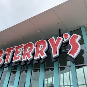 P. Terry's Burger Stand - Fast Food Near Me - Austin, Texas