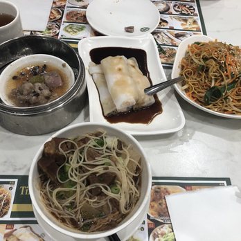 Tim Ho Wan - 马拉糕挺好吃,被消灭了没拍照 - Dim Sum Near Me - Irvine, California Tim Ho Wan - 马拉糕挺好吃,被消灭了没拍照 - Dim Sum Near Me - Irvine, California