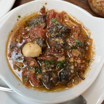 Linh Cafe - Escargot - Vietnamese Near Me - Vancouver, British Columbia Linh Cafe - Escargot - Vietnamese Near Me - Vancouver, British Columbia