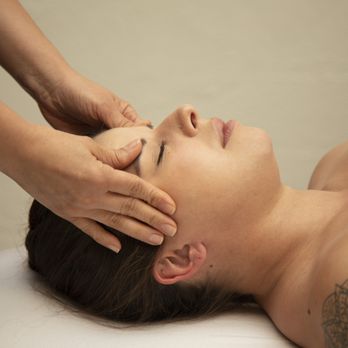 Beverly's The Spa On 4th - Enjoy a blissful eucalyptus steam before your spa treatment. - Day Spas Near Me - Vancouver, British Columbia Beverly's The Spa On 4th - Enjoy a blissful eucalyptus steam before your spa treatment. - Day Spas Near Me - Vancouver, British Columbia