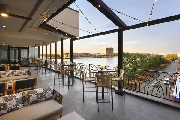 Hyatt Regency Savannah by null