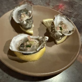 Frog & Slim - Oysters - New American Near Me - Sacramento, California Frog & Slim - Oysters - New American Near Me - Sacramento, California