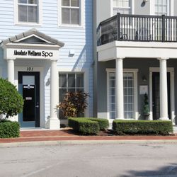 Exterior entrance to Absolute Wellness Spa in Jupiter Florida.